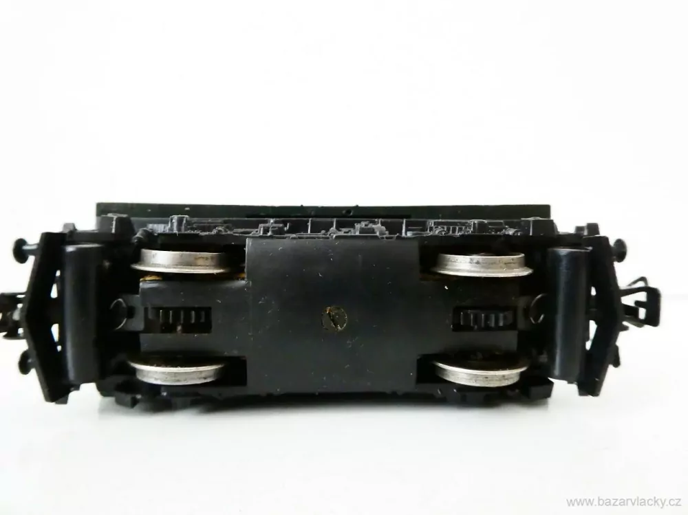 H0 PIKO Elektrická lokomotiva E69 05 DR