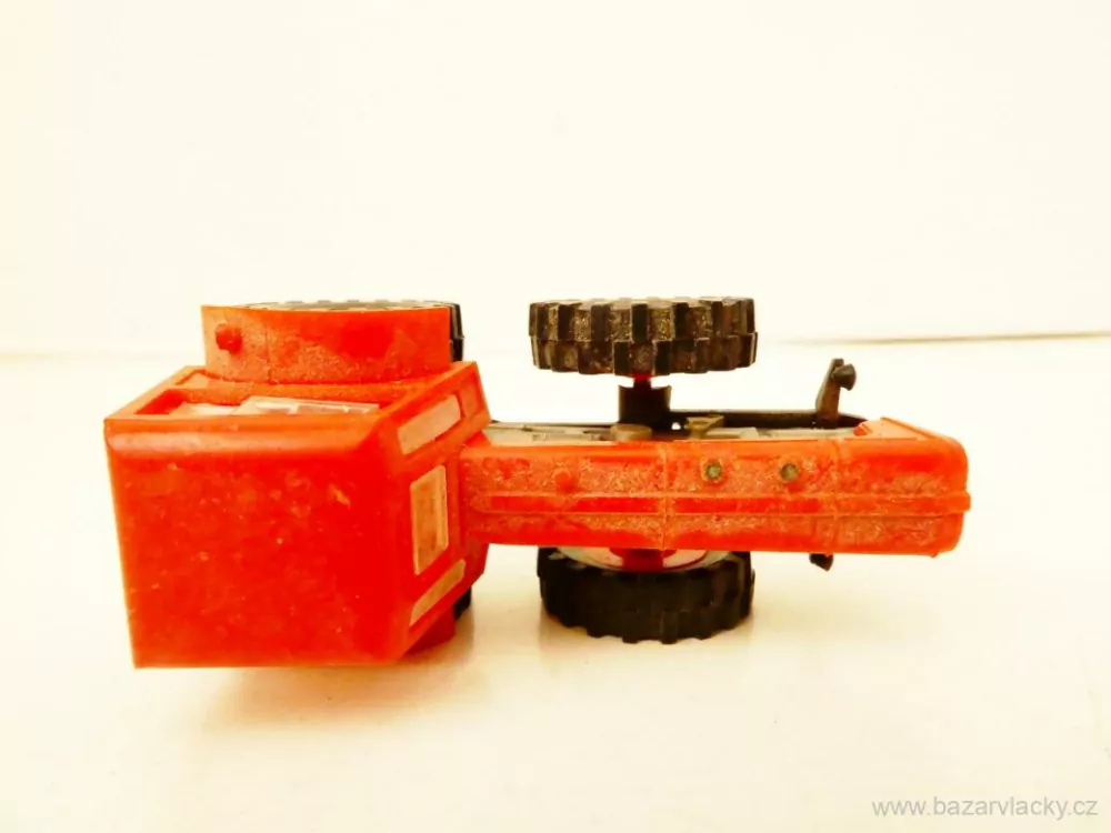 H0 Traktor červený