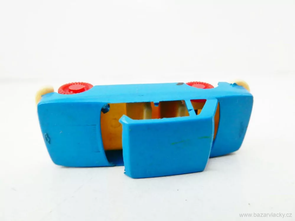 H0 Osobní automobil Wartburg modrý STARŠÍ VÝROBA