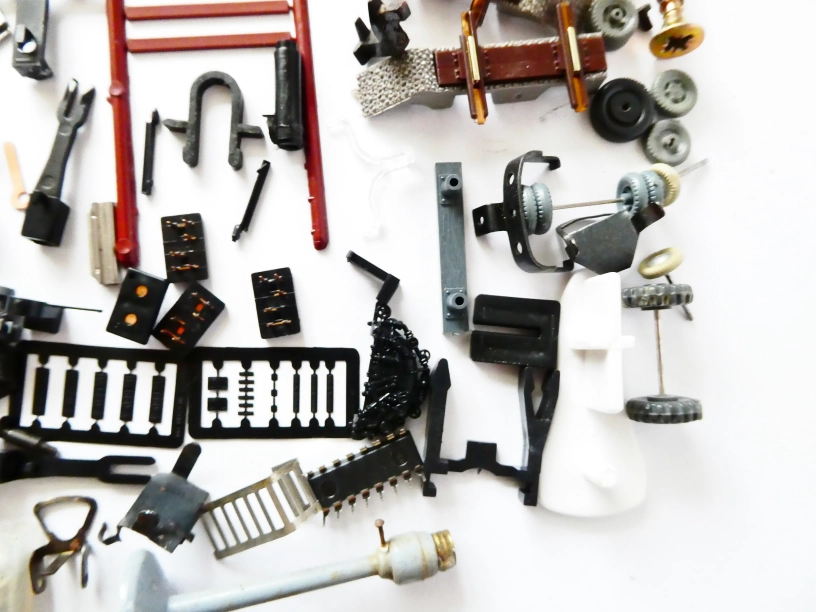 H0 MIX SET Náhradí díly - vše, co je na foto