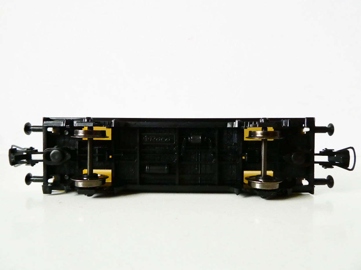 H0 ROCO Nákladní kontejnerový vůz Apollinaris The Queen of Table Waters TOP STAV NEPOUŽITÝ v krabičce