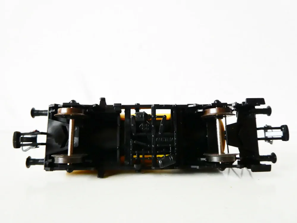 H0 ROCO 46144 Cisternový vůz 572 509 Shell DB TOP STAV NEPOUŽITÝ v krabičce