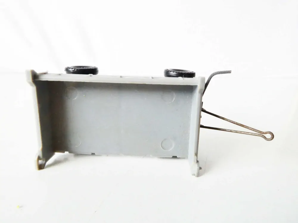 H0 Přívěs za nákladní automobil s bočním výklopným mechanismem