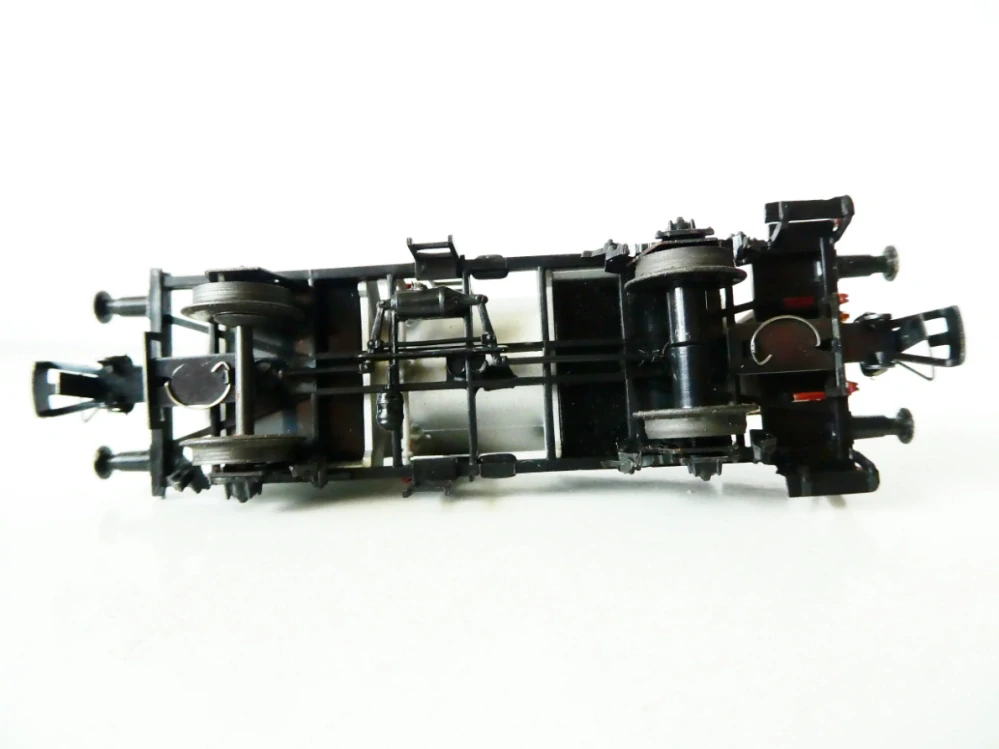 H0 SCHICHT Cisternový vůz DR 52-53-19 s budkou DR PĚKNÝ STAV