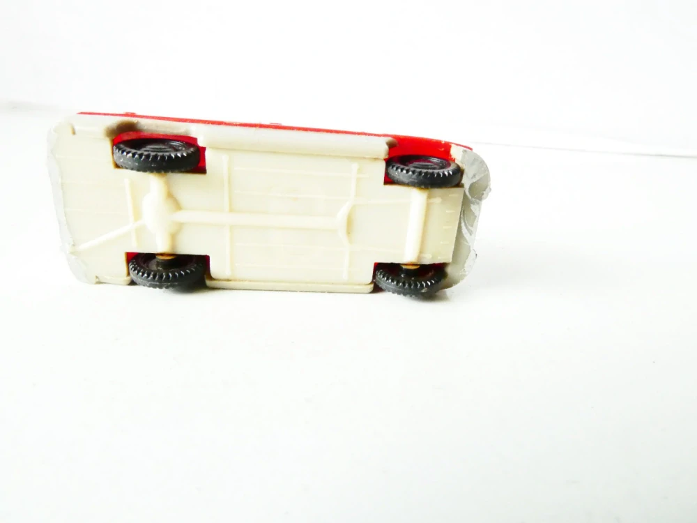 H0 Osobní automobil ŠKODA KOMBI