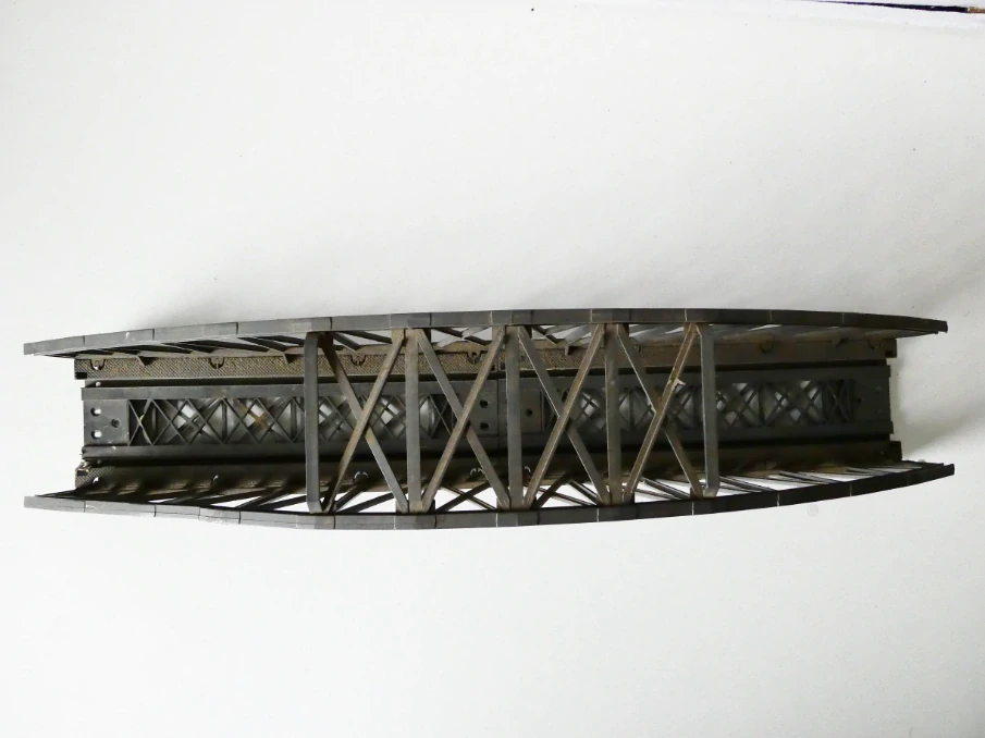 H0 MÄRKLIN Obloukový most K+M 36 x 6,5 x 11 cm