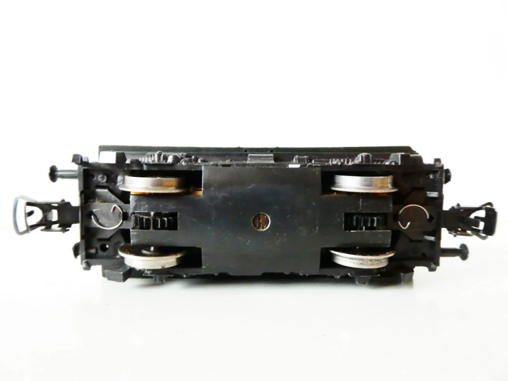 H0 PIKO Elektrická lokomotiva E69 05 DR