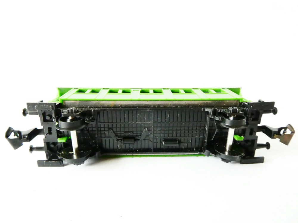 TT BTTB Osobní vůz zelený TOP STAV NEPOUŽITÝ