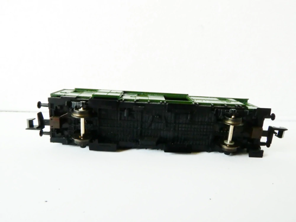 N FLEISCHMANN 8760 Zavazadlový vůz 50 50 93-24 328-2 DR