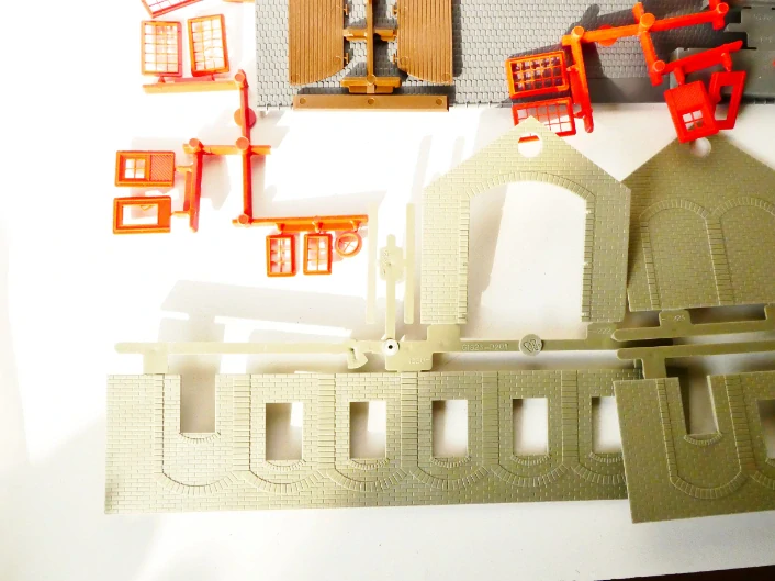  H0 PIKO 41923D Stavebnice - Výtopna - depo pro lokomotivu KOMPLETNÍ 