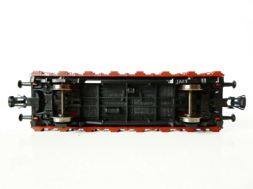 H0 ROCO Nákladní nízkostěnný vůz s nákladem štěrku 417 289 DB TOP STAV