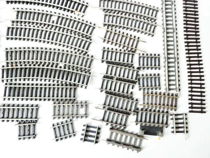 H0 PIKO SET 41 ks Koleje s minimálně poškozenými pražci - vše, co je na foto