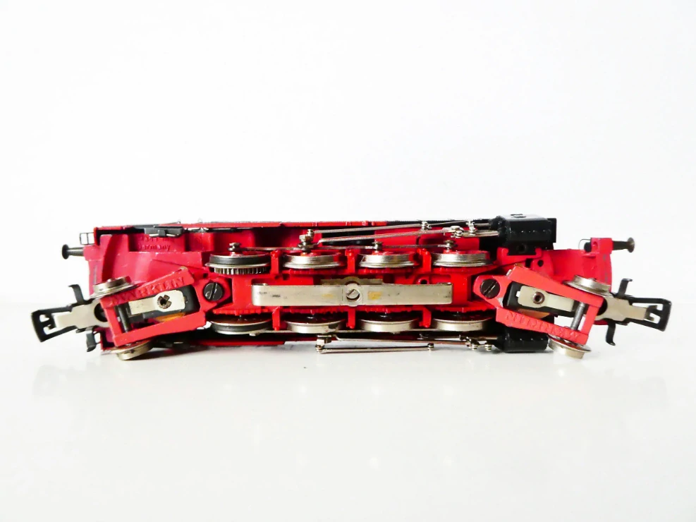 H0 MÄRKLIN Parní lokomotiva BR 86 172 DR OSVĚTLENÁ PĚKNÝ STAV