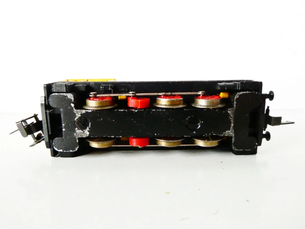 TT ZEUKE Dieselová lokomotiva BR 103 033-7 DR PĚKNÝ STAV