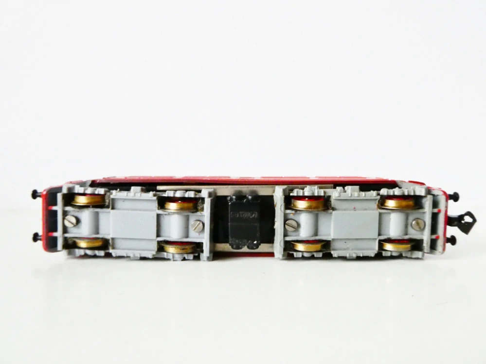 TT GÜTZOLD Elektrická lokomotiva BR 211 018 - 7 DR PĚKNÝ STAV
