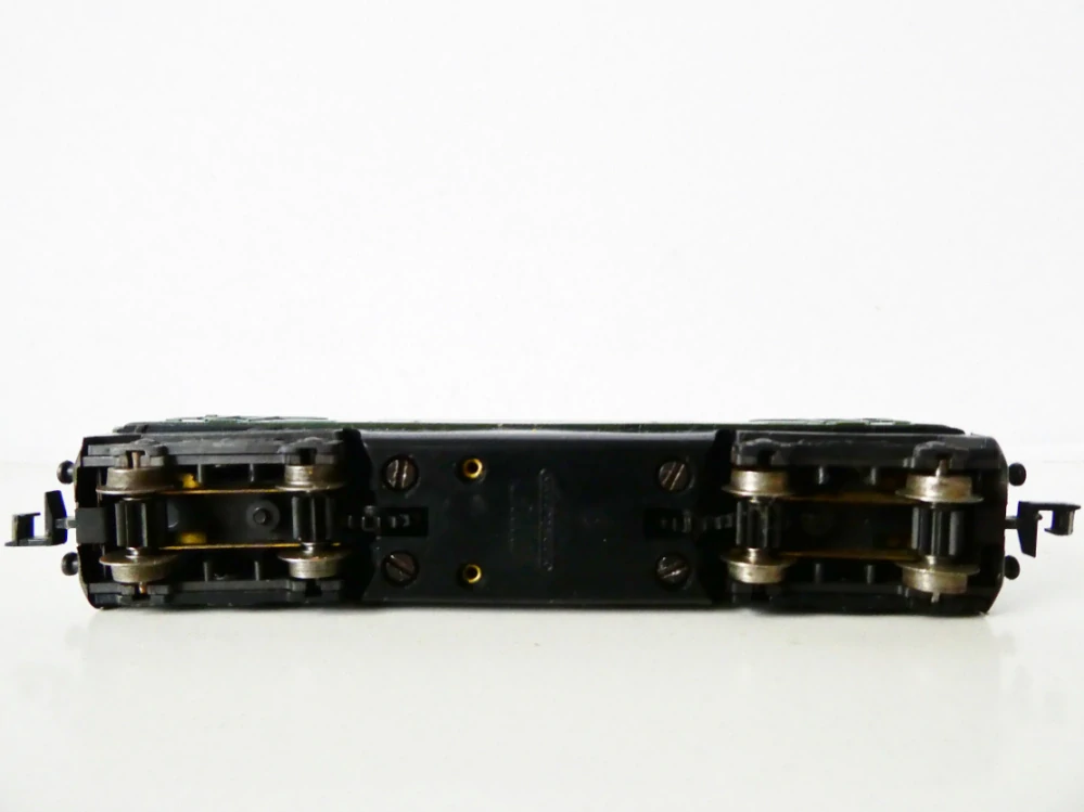 N PIKO Elektrická lokomotiva BB 9210 SNCF NA SERVIS (motor funkční)