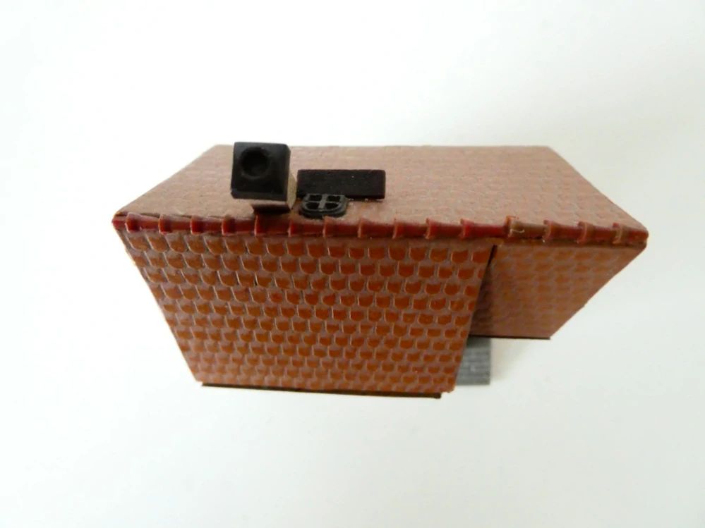TT Hrázděný dům (kartonový model)