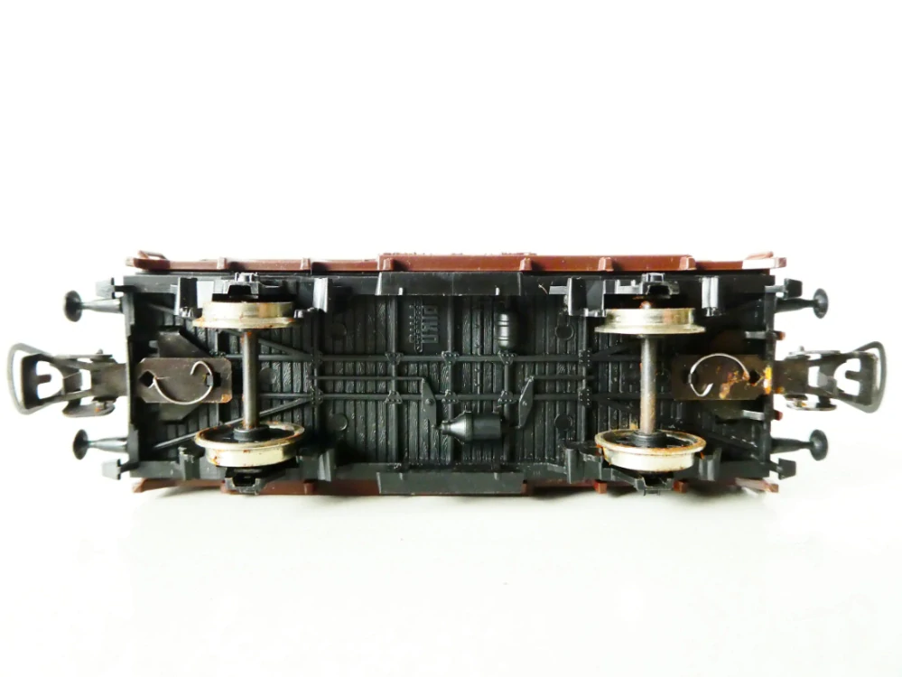 H0 PIKO Nákladní vůz krytý 32765 SJ PĚKNÝ STAV