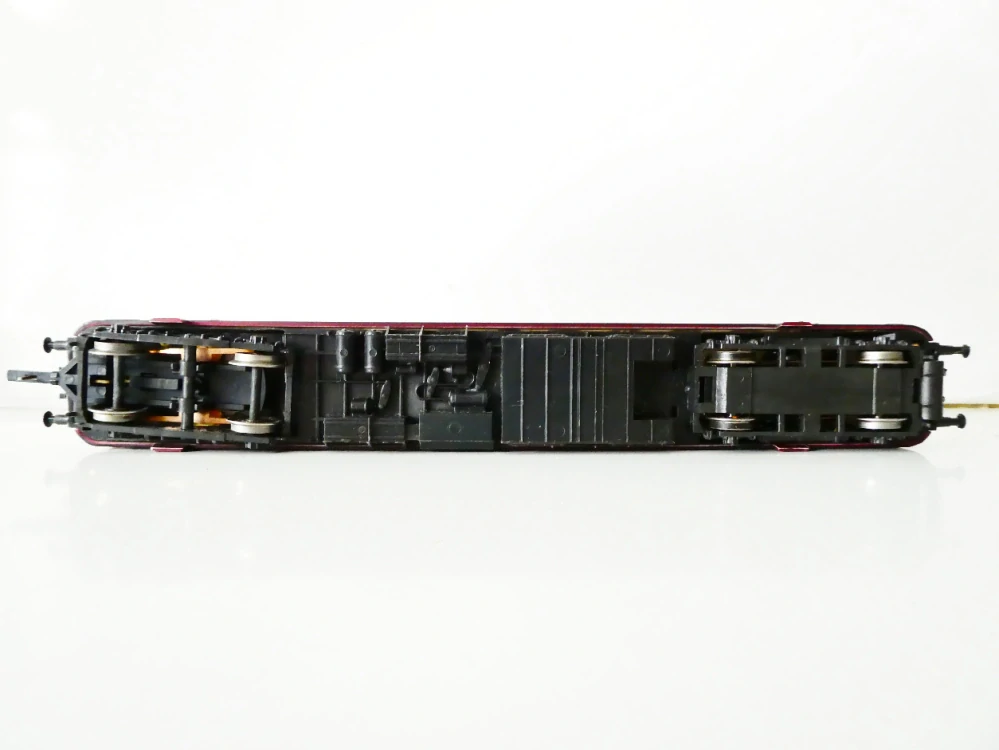 H0 PIKO Motorový vůz BR 185 004-9 k motorové soupravě DR NA OPRAVU NEBO NÁHRADNÍ DÍLY (NEJEDE, NESVÍTÍ)