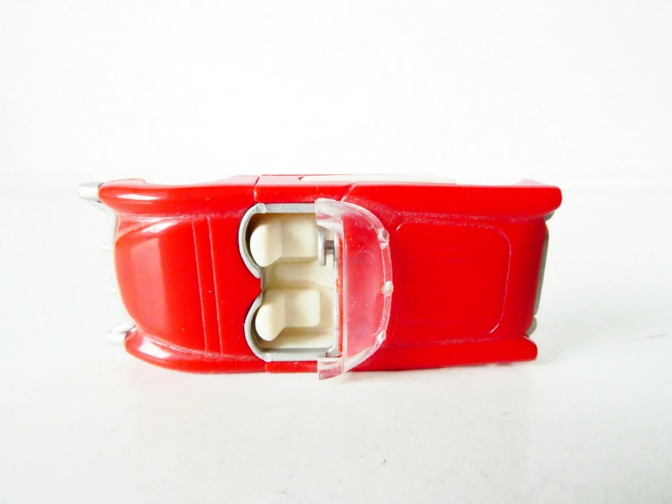 H0 Osobní automobil červený