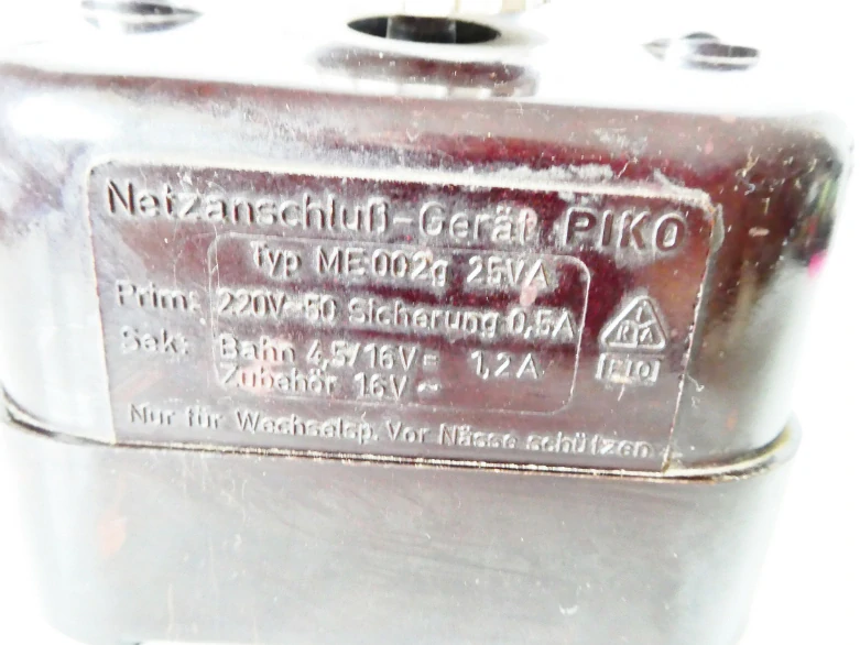 Bakelitové trafo PIKO Typ ME002g 25VA