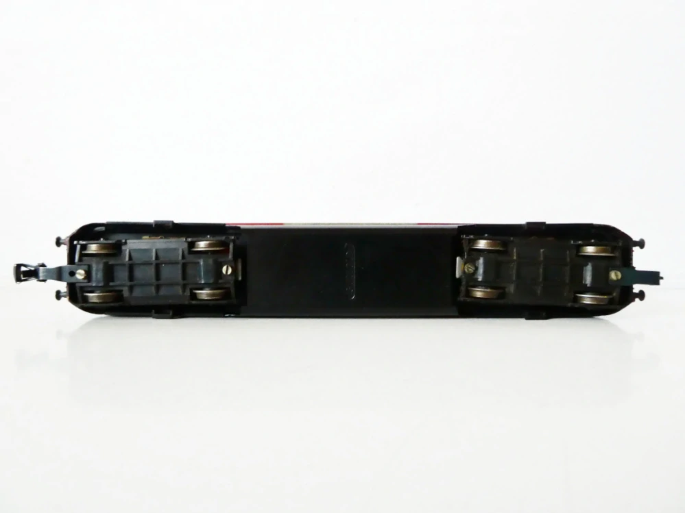H0 GÜTZOLD Dieselová lokomotiva BR 118 142-9 DR OSVĚTLENÁ