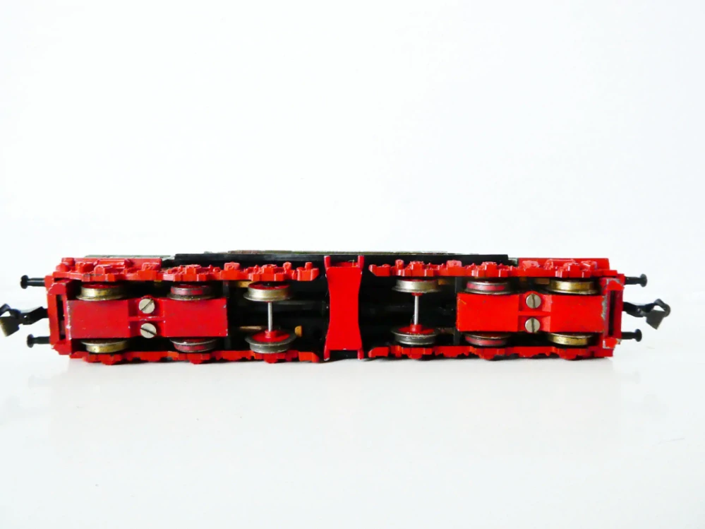 TT BTTB/ZEUKE Elektrická lokomotiva BR 254 065-6 DR OSVĚTLENÁ PĚKNÝ STAV v krabičce