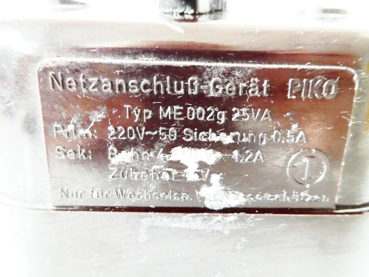 Bakelitové trafo PIKO Typ ME002g 25VA