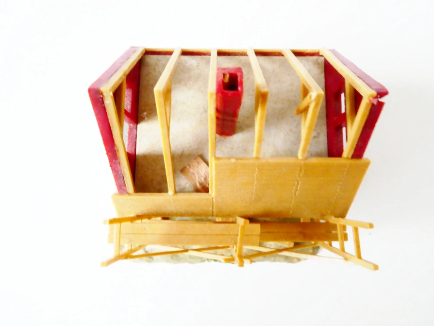 TT Rodinný dům rozestavěný s lešením