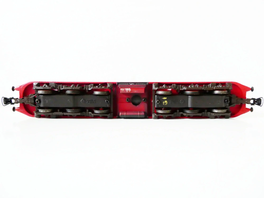 H0 ROCO 43619 DC Elektrická lokomotiva BR 103 231-7 DB OSVĚTLENÁ