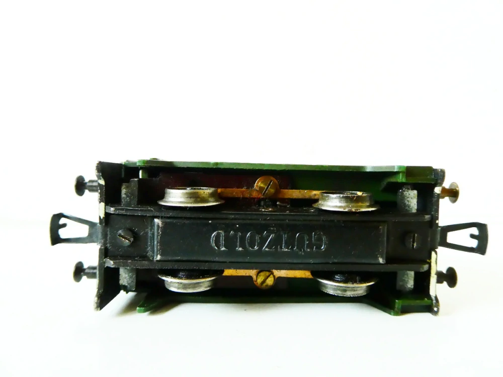 H0 GÜTZOLD Dieselová lokomotiva BN 150 zelená NA SERVIS (jede, ale vrže)