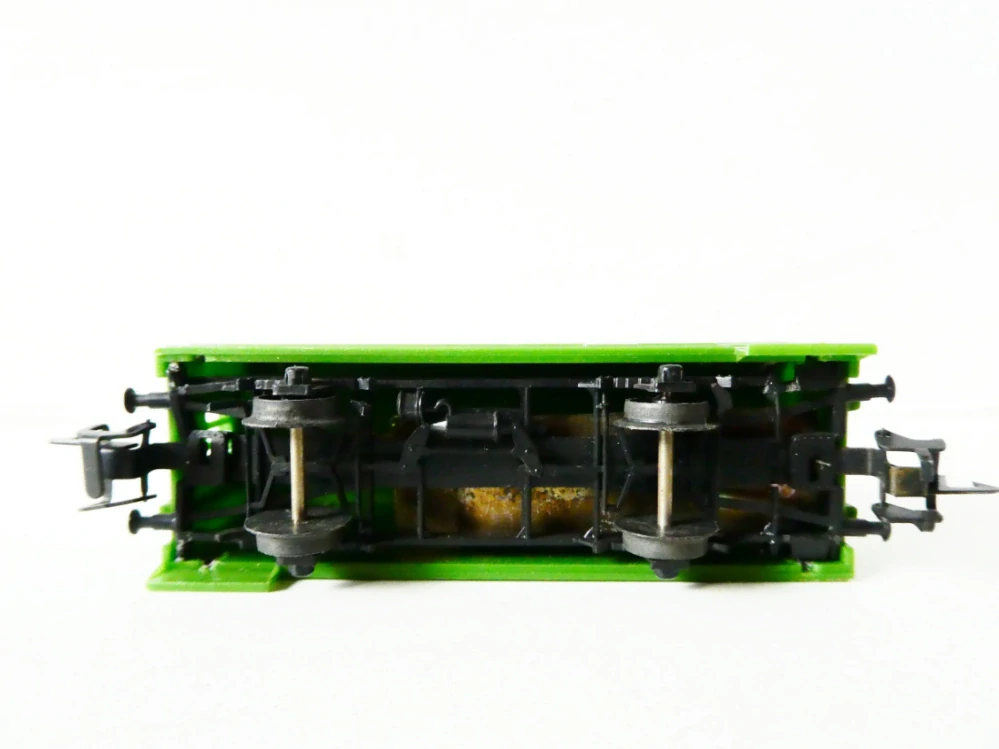 TT ZEUKE Osobní vůz 357-654 bez značení