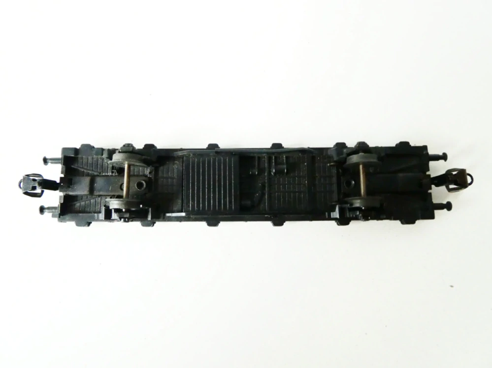 TT BTTB Plošinový klanicový vůz na přepravu kontejnerů 