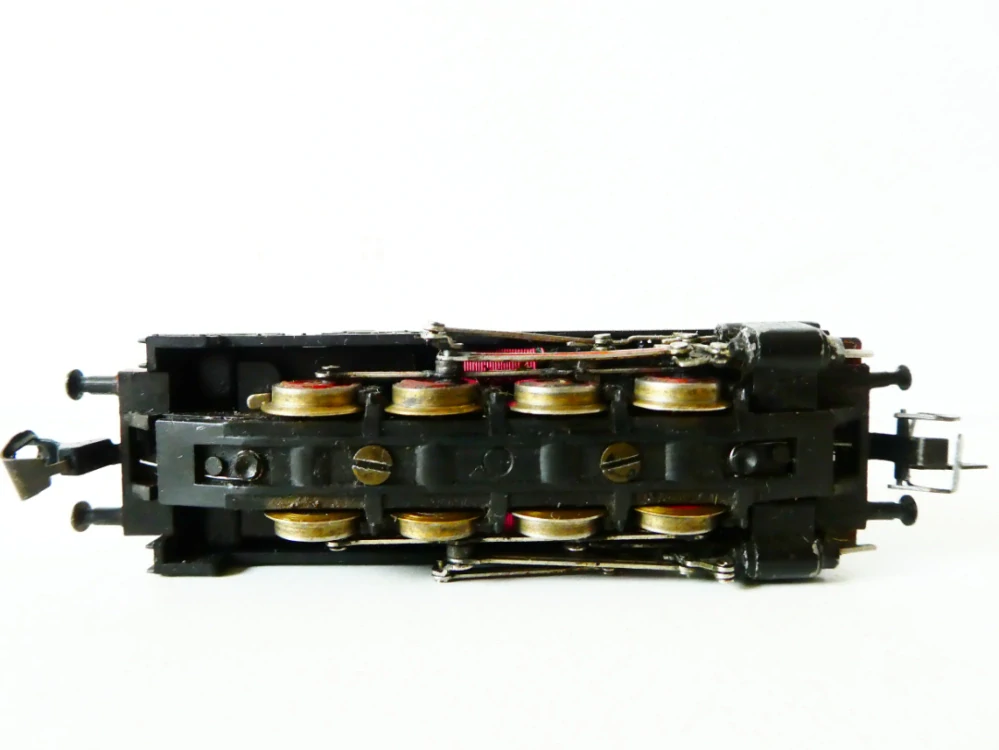 TT BTTB Parní lokomotiva BR 81 001 DR NA SERVIS (jede perfektně pozadu, popředu vrčí a nejede)