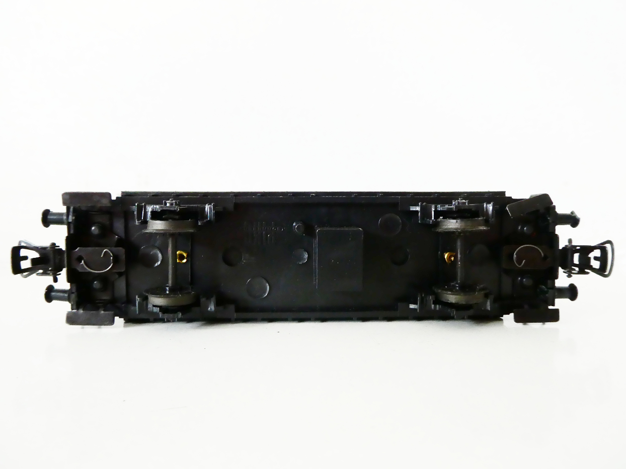 H0 PIKO Osobní vůz 50 50 24 - 26 548-8 DR PĚKNÝ STAV