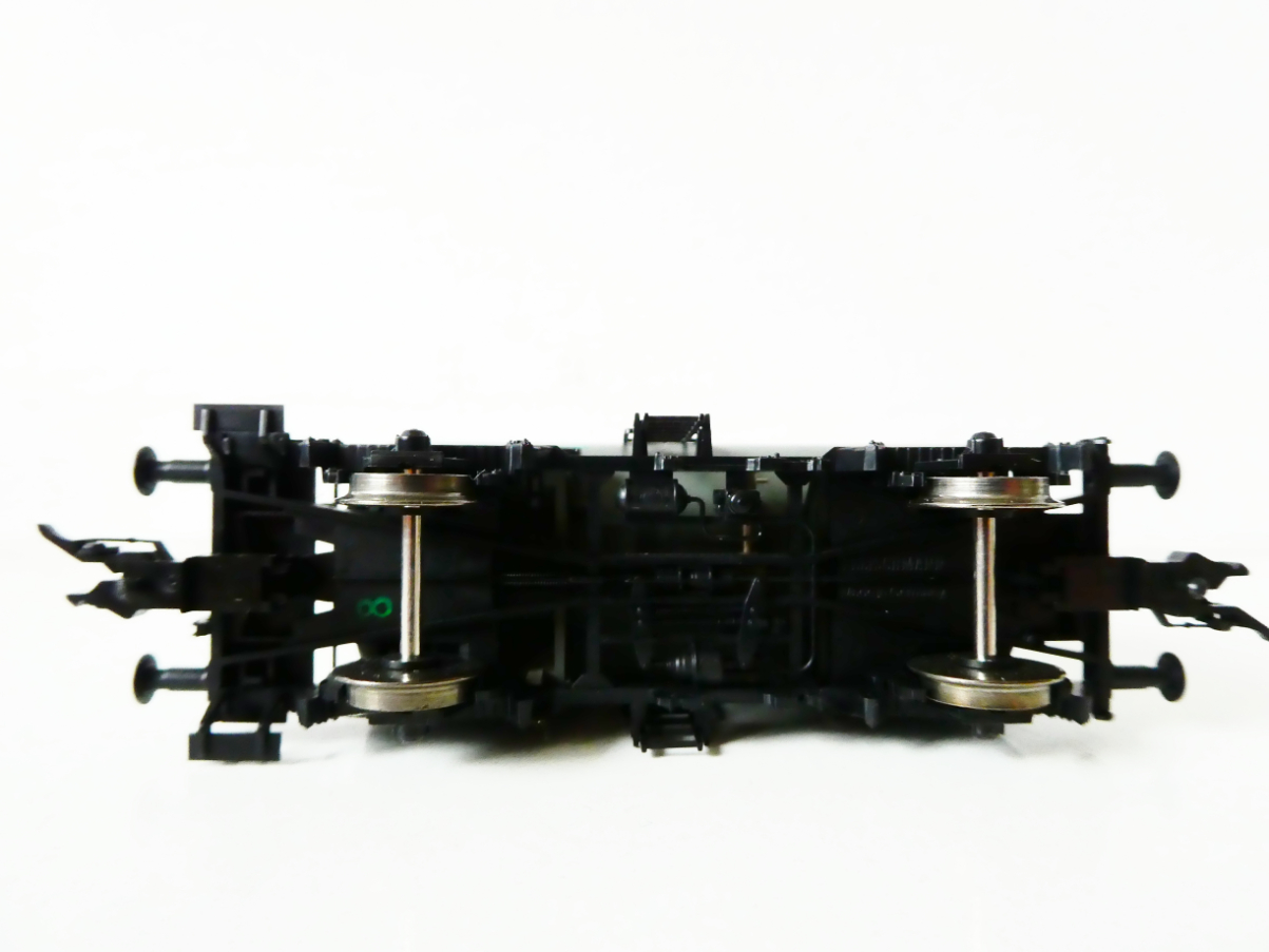 H0 FLEISCHMANN 5412 K Cisternový vůz BP 23 80 735 5 033-3 DB TOP STAV NEPOUŽITÝ