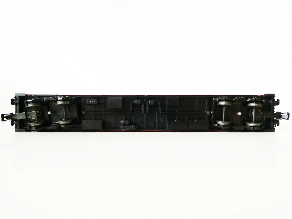 H0 SCHICHT Lůžkový vůz MITROPA 51 50 70 - 40 134-1 WLABm DR OSVĚTLENÝ TOP STAV