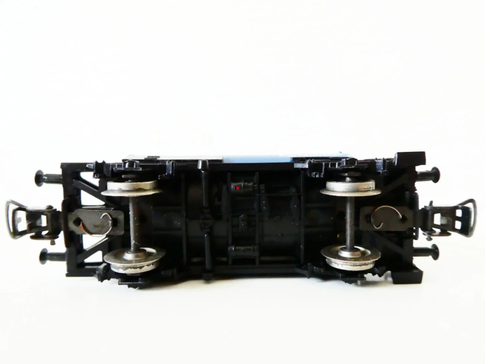 H0 PIKO Cisternový vůz TEGA Kältemittel 583 439 s budkou brzdaře DB PĚKNÝ STAV