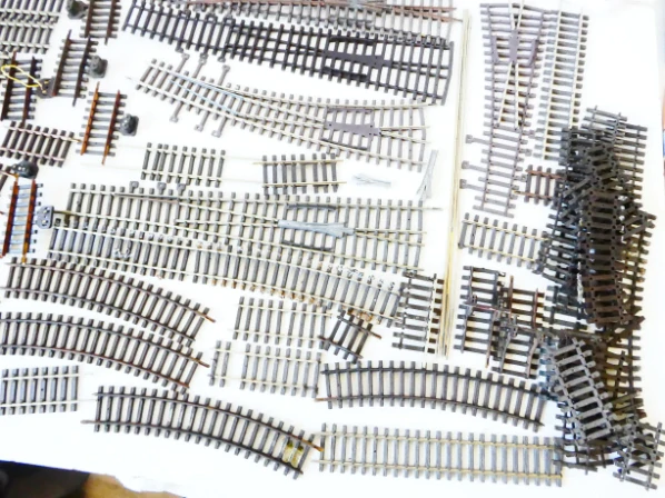 H0 PILZ SET 35 ks Koleje použité + výhybky a pražce (viz foto)