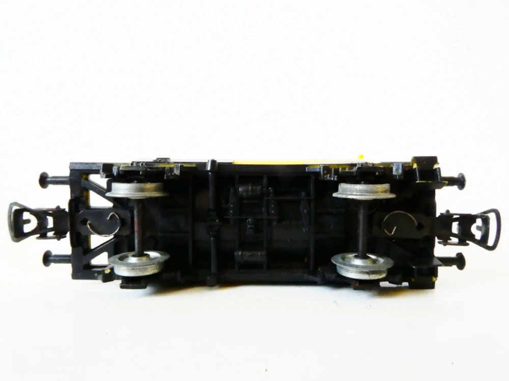 H0 PIKO Cisternový vůz 583 439 SHELL DB