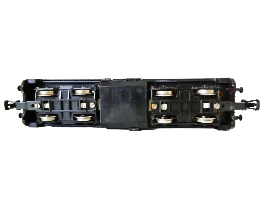 H0 PIKO Dieselová lokomotiva BR 110 025-4 DR OSVĚTLENÁ