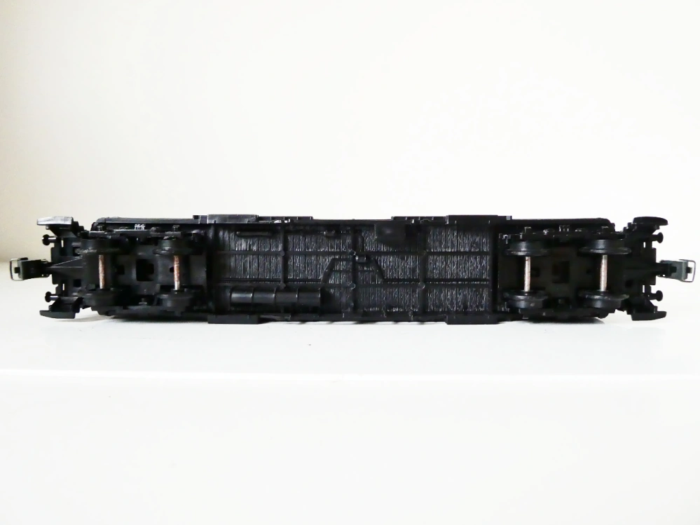 H0 TRIX 3772 Rychlíkový služební vůz 243 051 Pw4üp-04 DRG PĚKNÝ STAV