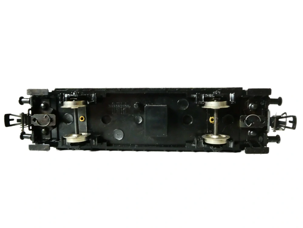 H0 PIKO Osobní vůz 50 50 24 - 26 548-8 DR PĚKNÝ STAV