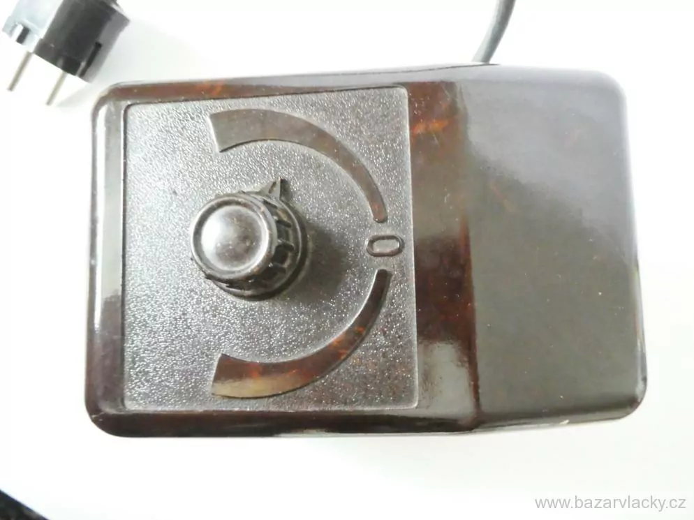 PIKO Regulační transformátor (trafo) Typ RT85/0G v krabici PĚKNÝ STAV