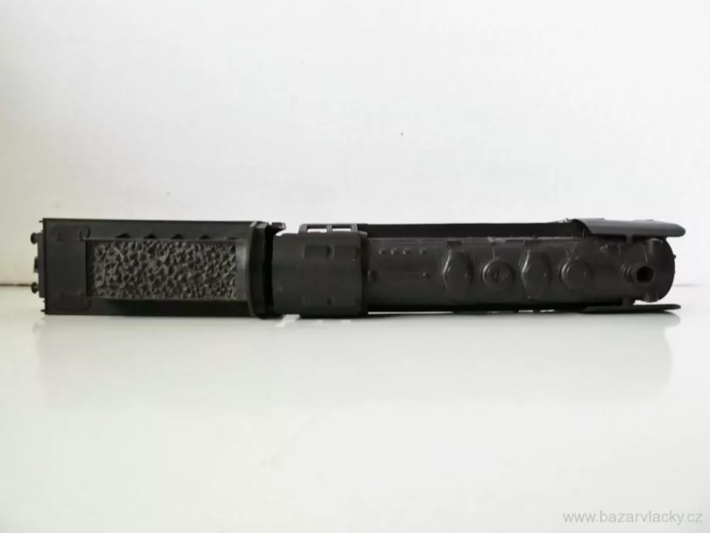 H0 PIKO Parní lokomotiva BR 50 001 DR s tendrem PĚKNÝ STAV