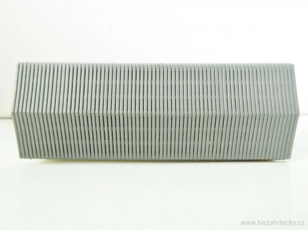 H0 PIKO Nákladní chladírenský vůz MAV PĚKNÝ STAV