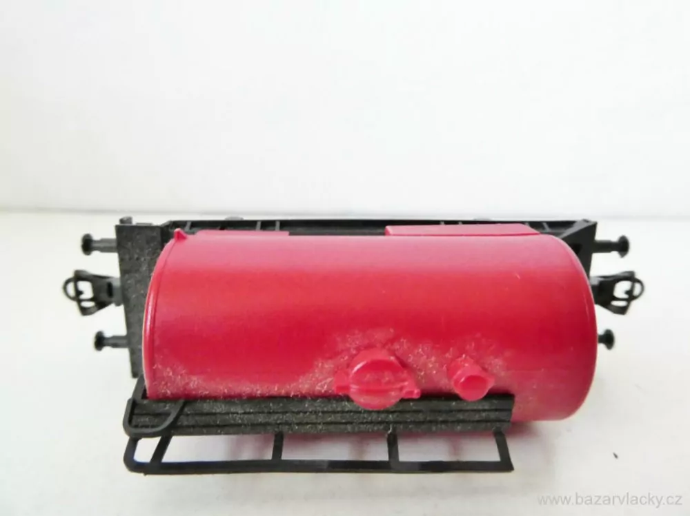 TT BTTB Cisternový vůz červený PĚKNÝ STAV