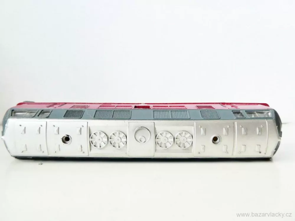 TT BTTB Dieselová lokomotiva BR 221 139-9 DB