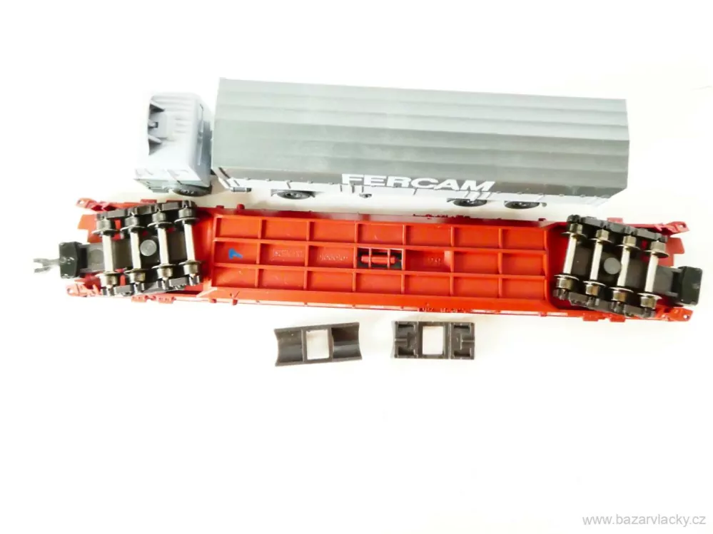 N FLEISCHMANN 8274 Nákladní vůz 8-osý na přepravu automobilů 81 80 498 3 181-6 DB s nákladním automobilem s návěsem FERCAM (WIKING) TOP STAV NEPOUŽITÝ v krabičce