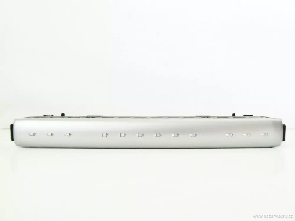 N FLEISCHMANN 8863 K Příměstský osobní vůz (Silberlink) 2. tř. 41 009 Mü DB TOP STAV NEPOUŽITÝ v krabičce 